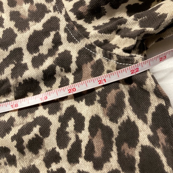 H&M Brown Leopard Twill Tunic Shirt - Picture 6 of 6